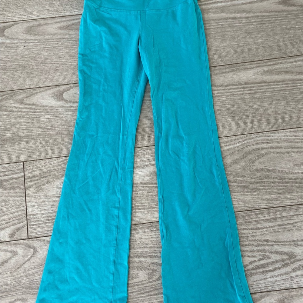 TiNA Aritzia leggings. Size: S.
